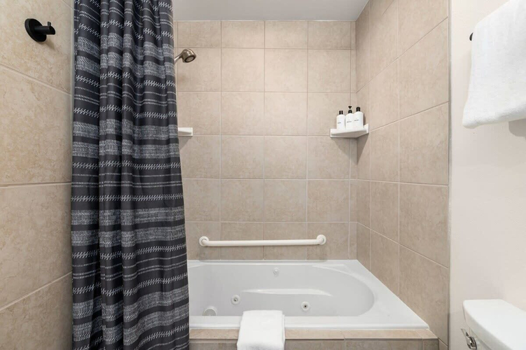 Bathroom 4, @ Marbella Lane - Seas the Bay Sanctuary, Island