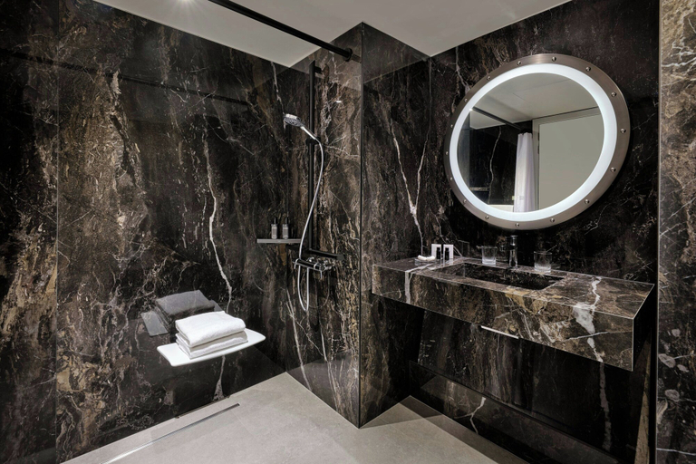 Bathroom 3, Ghent Marriott Hotel, Oost-Vlaanderen