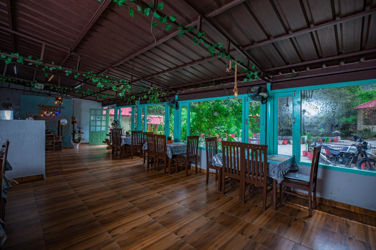 Food & Drinks, The Jungle Pool, Nainital