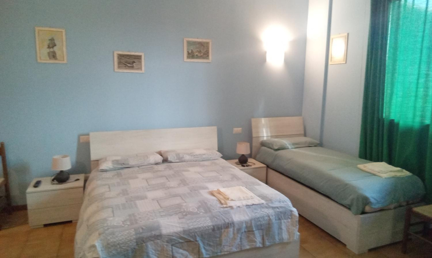 Bedroom 2, Affittacamere al picchio verde, Fermo