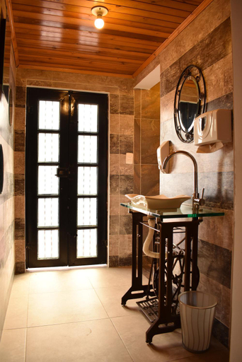 Bathroom 1, Recuerdo de Torcoroma, Paipa