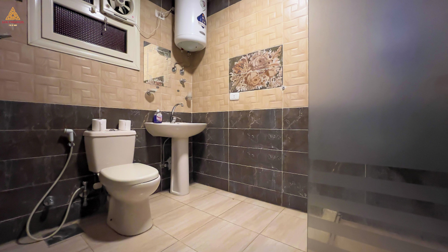 Bathroom 3, Sun Pyramids View Inn, Al-Ahram