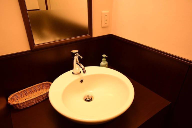 Bathroom 3, Koyasan Shukubo Fumonin -高野山 宿坊 普門院, Kōya