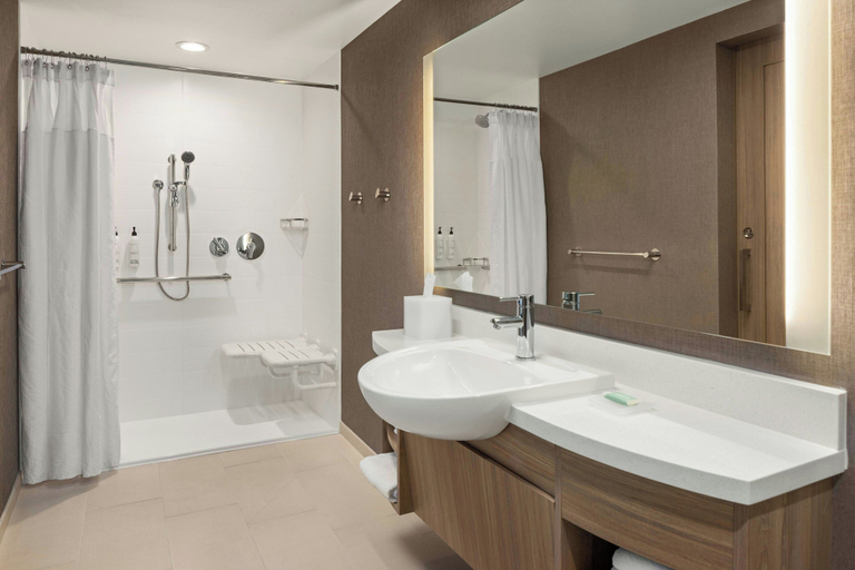 Bathroom 3, SpringHill Suites by Marriott Eau Claire, Eau Claire