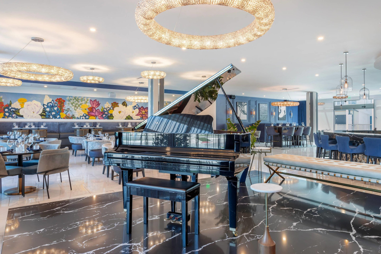 Food & Drinks 5, Cambria Hotel Waco Univ Riverfront, McLennan