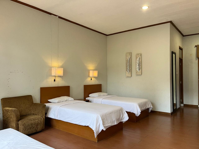 Bedroom 3, Hotel Grand Panorama Lembang, Bandung