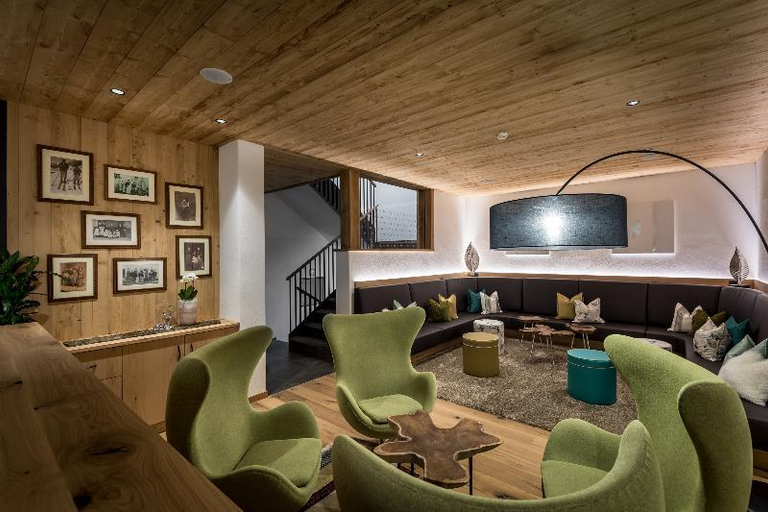 Public Area 3, Hotel La Fradora - Dolomites Hotel, Bolzano