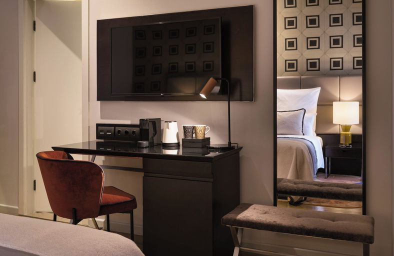 Bedroom 2, The Posthouse Berlin Potsdamer Platz - Leonardo Limited Edition, Berlin