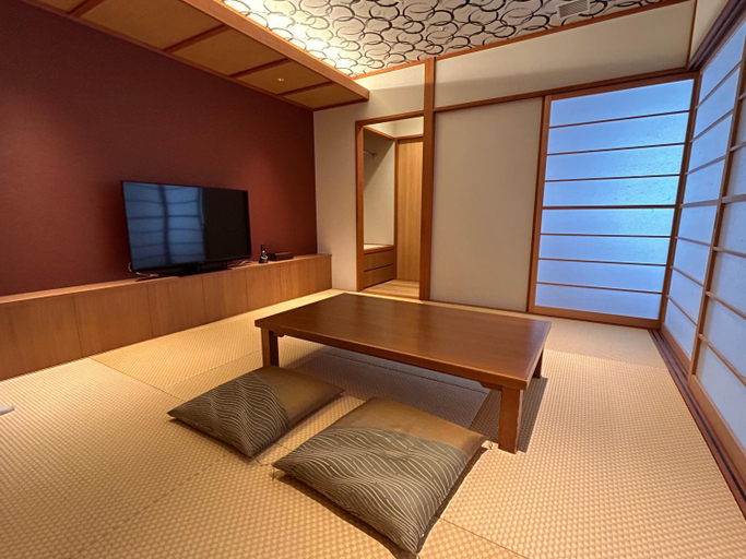 Bedroom 3, Kintarou Onsen Hotel, Uozu