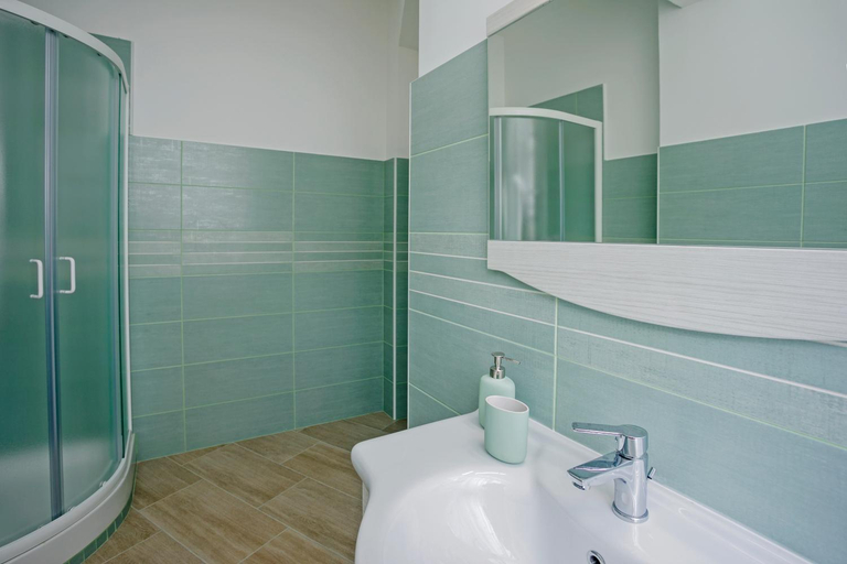 Bathroom 3, B&B Sapore di Mare al Corso, Latina