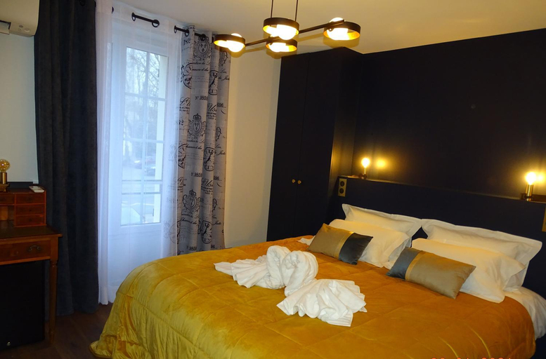 Bedroom 2, Auberge de la garenne, Yvelines