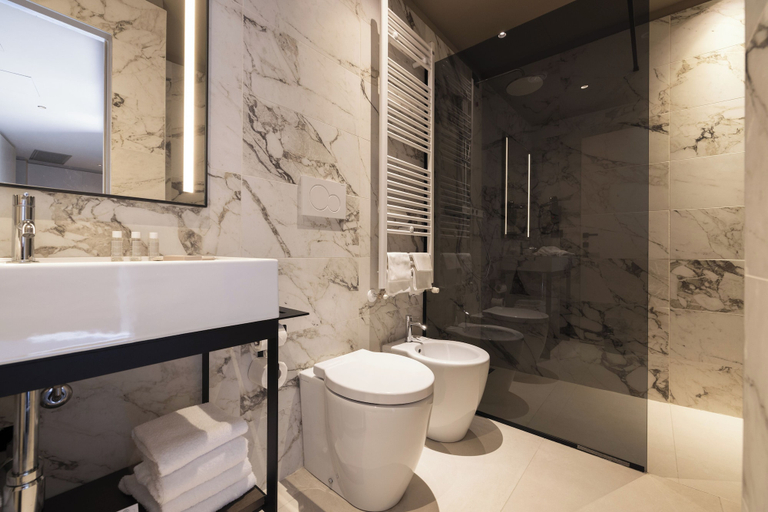 Bathroom 5, Joy 124 Hotel Milano, Milano