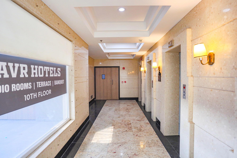Public Area 2, FabHotel Sapphire 83, Gurgaon