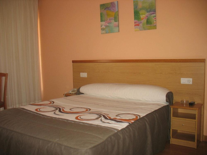 Bedroom 2, Hotel Reyes De Leon, León