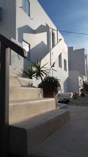 Others 4, Manos Rooms, South Aegean