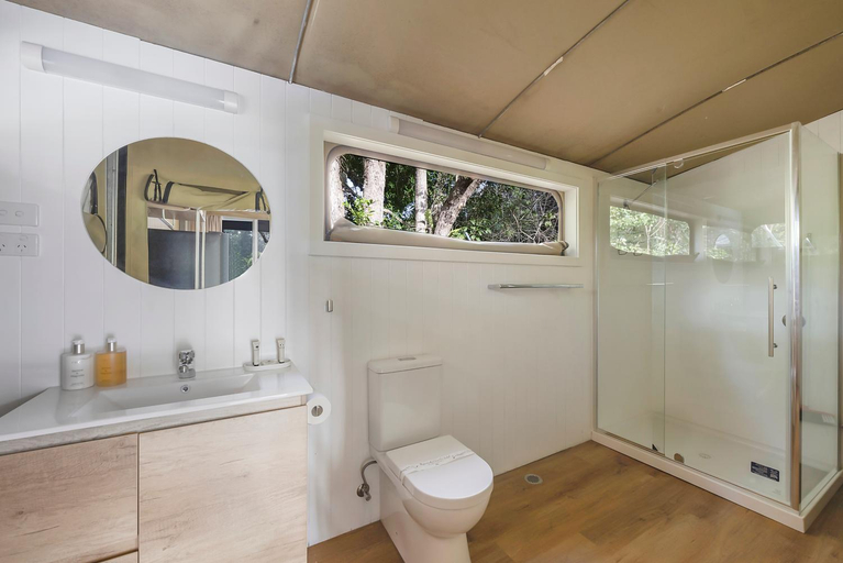 Bathroom 2, Reflections Holiday Parks North Haven, Port Macquarie-Hastings - Pt B