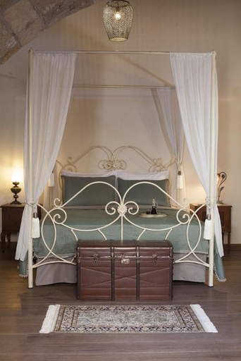 Bedroom 3, Porolithos Boutique Hotel, South Aegean