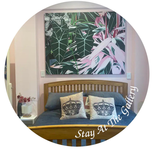 Others 5, Stay at the art gallery, Tasman