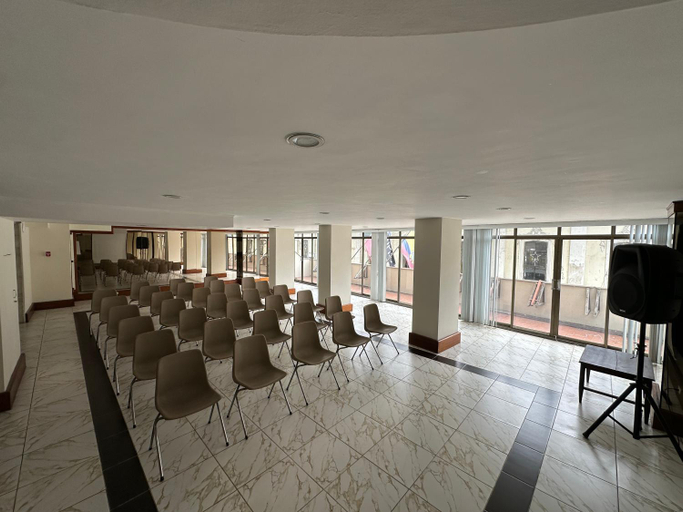 Others 4, Hotel NASS Continental, Cuenca