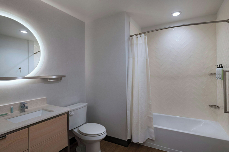 Bathroom 3, Towneplace Suites By Marriott Brownsville, Cameron