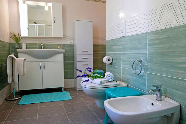 Bathroom 4, Villa Mimosa - Apt 2, Brescia