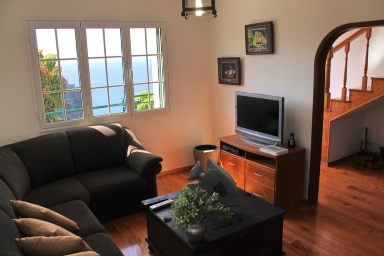 Living area 4, Casa Jardim Mar by Our Madeira, Calheta