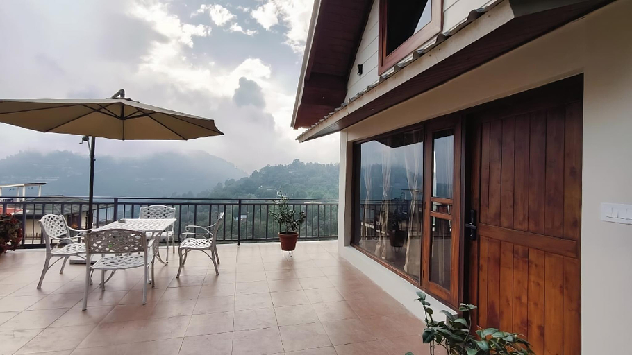 Others 5, Lake Pleasant Cottage, Nainital