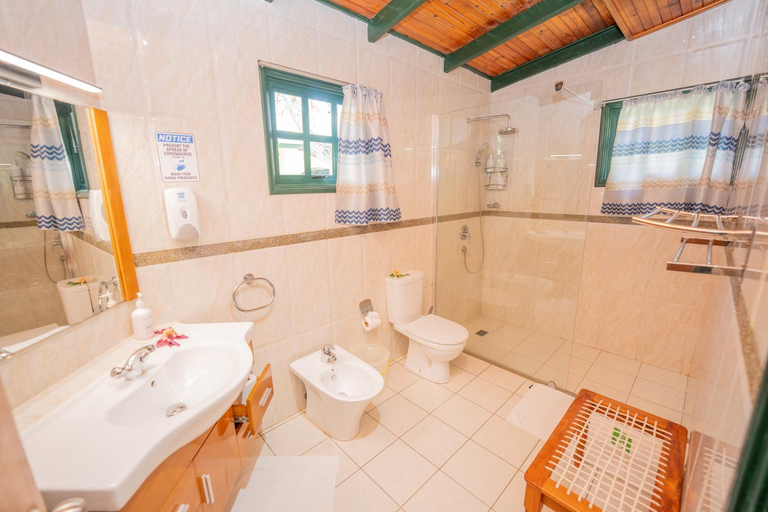 Bathroom 3, Pension Michel