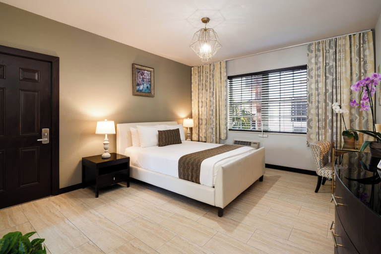 Bedroom 3, Tradewinds Apartment Hotel, Miami-Dade