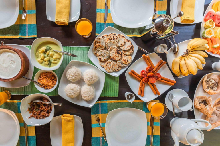 Food & Drinks 4, Refurbished Family Village House With Private Pool, Habaraduwa