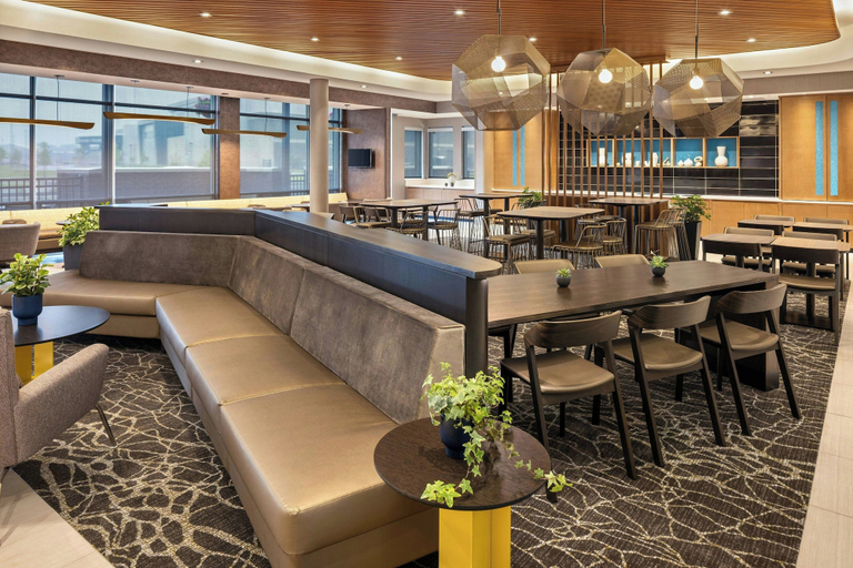 Food & Drinks 4, SpringHill Suites by Marriott Eau Claire, Eau Claire