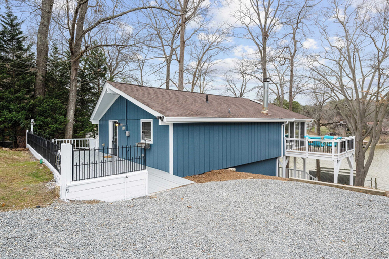 Exterior & Views 2, Tree Top Get Away by Avantstay Amazing Lake View, Catawba