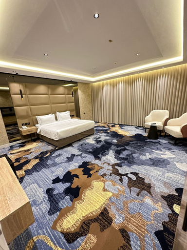 Business Facilities