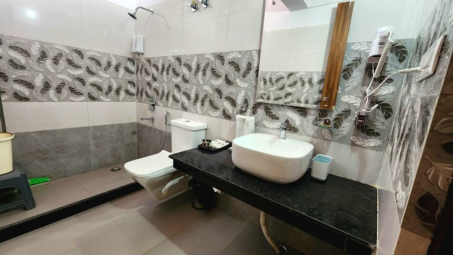 Bathroom 4, Just Naturals Wellness Resort Nainital, Nainital