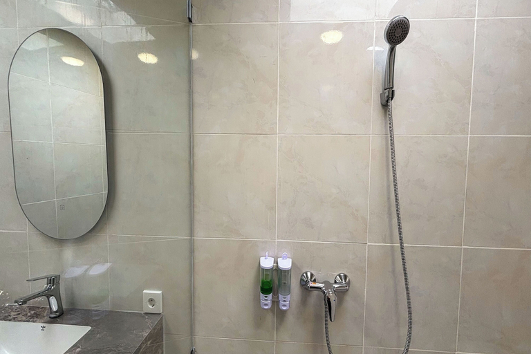 Bathroom 5, Villa Alisha Canggu, Badung