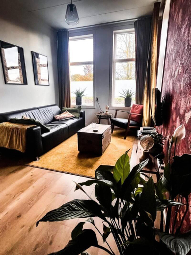 Others 5, B & B Twijfelveld, Assen