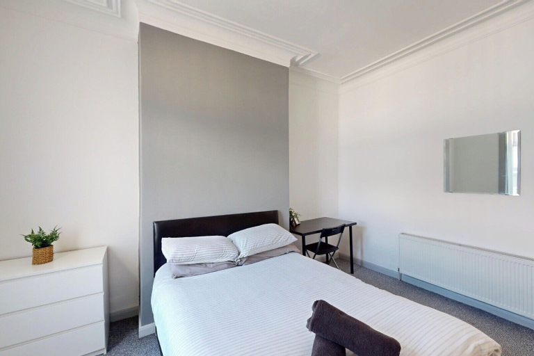 Room 2, Sunderland Cosy Cottage, Sunderland
