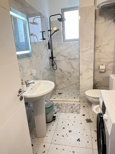 Bathroom 4, Prime Luxury Apartments, Lushnjës