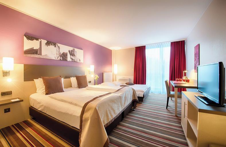 Bedroom 2, Leonardo Hotel Hannover Airport, Region Hannover