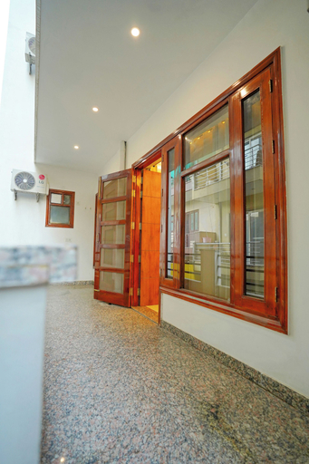 Exterior & Views 2, Maharaja Palace Near Medanta Gurgaon, Gurgaon