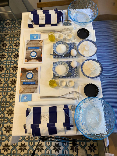 Food & Drinks 5, Tilas - Rooms in 19th Century Wooden Townhouse,Kadikoy, Kadıköy