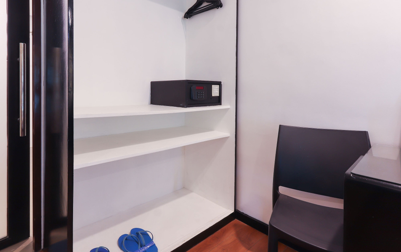 Bedroom 4, Hotel DreamWorld North EDSA, Quezon City