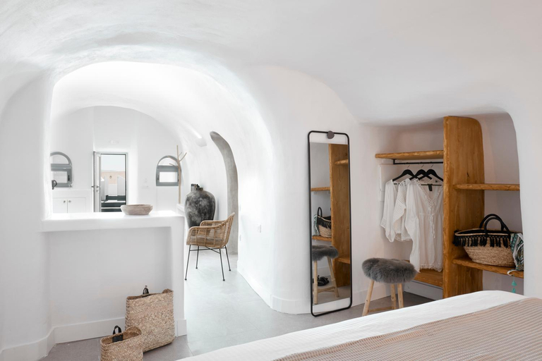 Bedroom 4, Virginia's Cave Villas, South Aegean