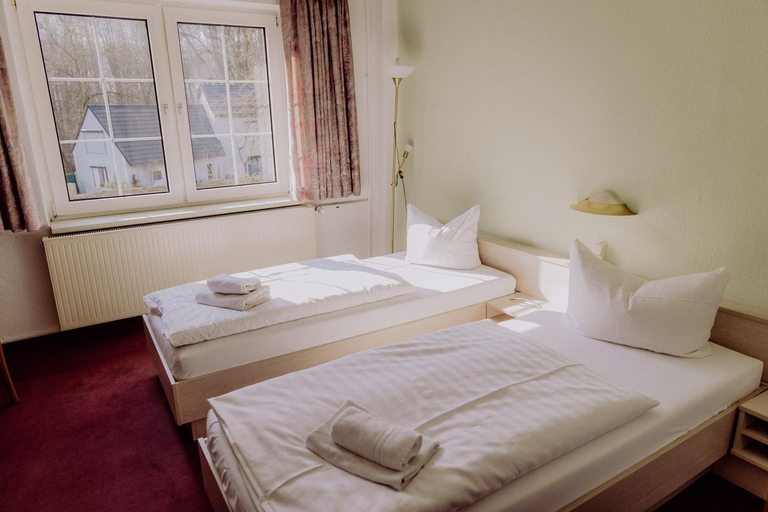 Bedroom, LandHotel, Märkisch-Oderland