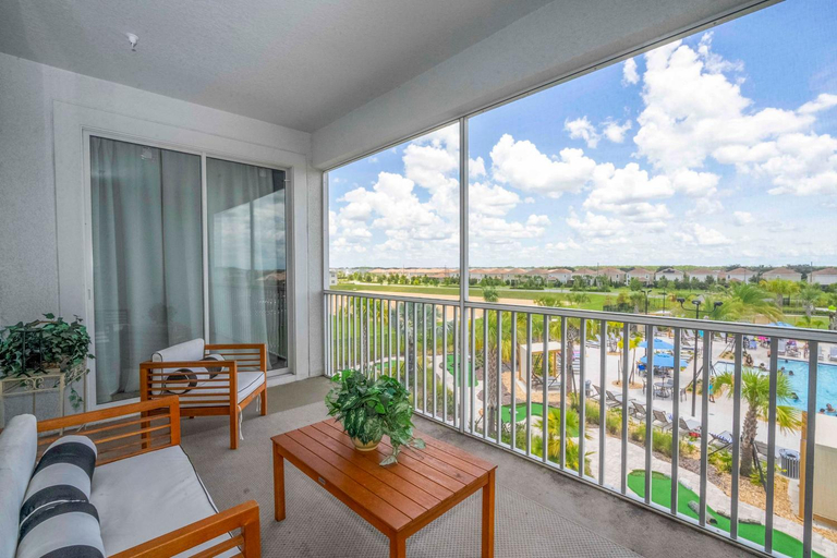 3, Magical Getaway - Super Cute 3BR Apartment, Osceola