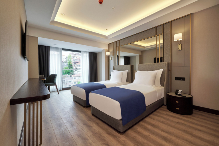 Bedroom 5, Çırağan Hotel Bosphorus, Beşiktaş