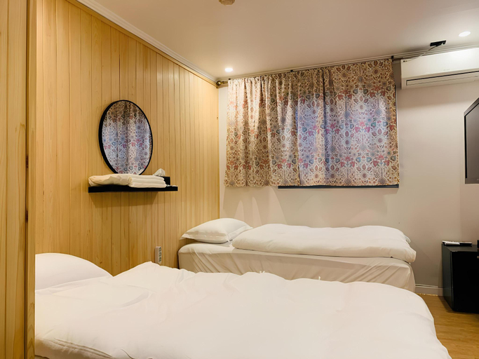 Bedroom 3, SSH Lk hostel, Jongno