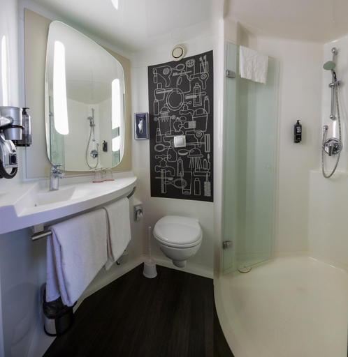 Bathroom, ibis Koeln Messe, Köln