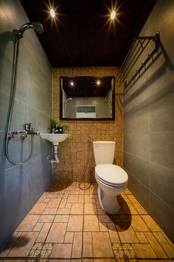 Bathroom 4, Toom Sara Forest Stay - Danang, Da Nang