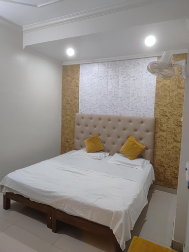 Bedroom 2, Hotel Balaji, Gwalior
